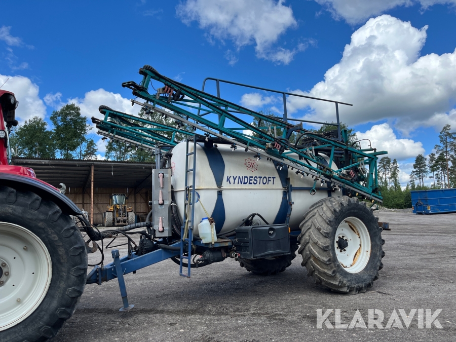 Gödningsspridare / ogrässpruta Kyndestoft 7000L