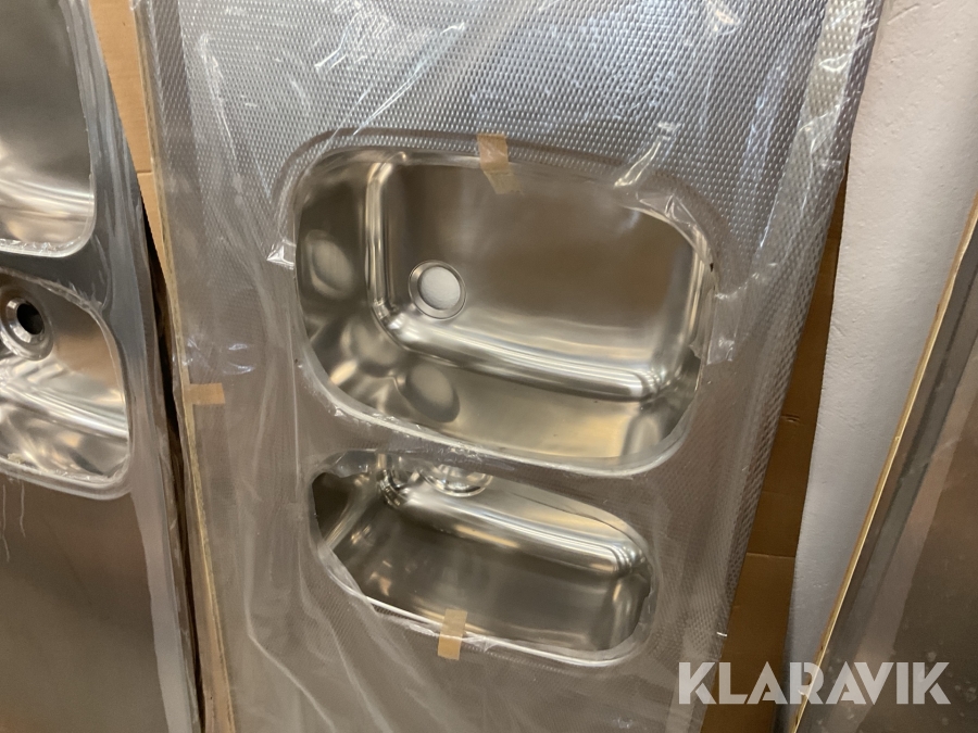 Diskbänk Ramnäs 1,6x 0,6m räfflad