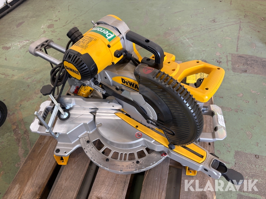 Kap & Geringssåg Dewalt DWS727-QS