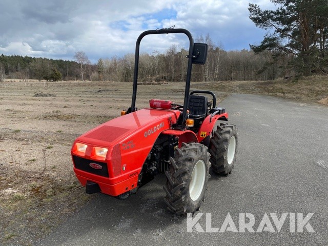 Kompakttraktor Goldoni Euro 45 SN skogsutrustad