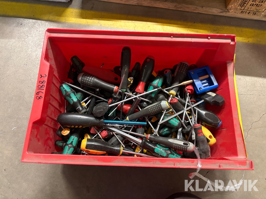 Skruvmejslar, torx och diverse verktyg