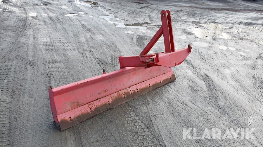 Snöblad till traktor