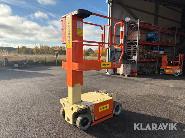 Pelarlift JLG 1230 ES