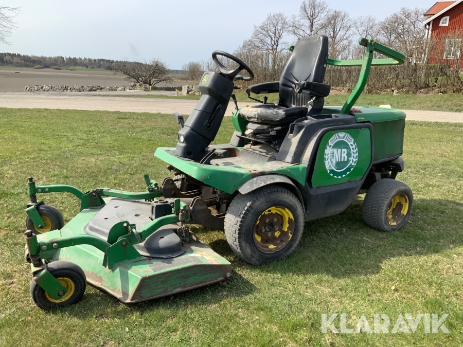 Åkgräsklippare John Deere F1445