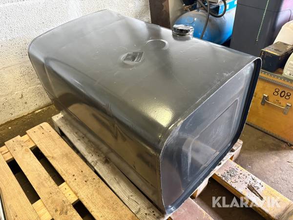 Bränsletank Man TGX 26.500 6x2-4 BL Lastbil