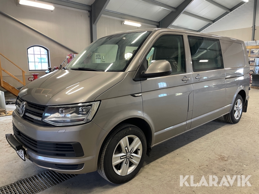 Skåpbil Volkswagen Transporter Kombi T32 2.0 TDI 4Motion DSG