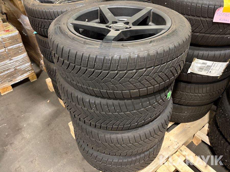 Däck med fälg Goodyear / ABS 235/55 R19