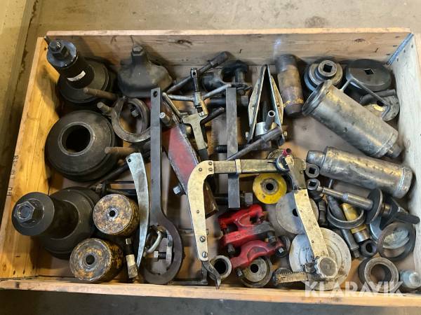 Verktyg till lastbil bland annat Scania