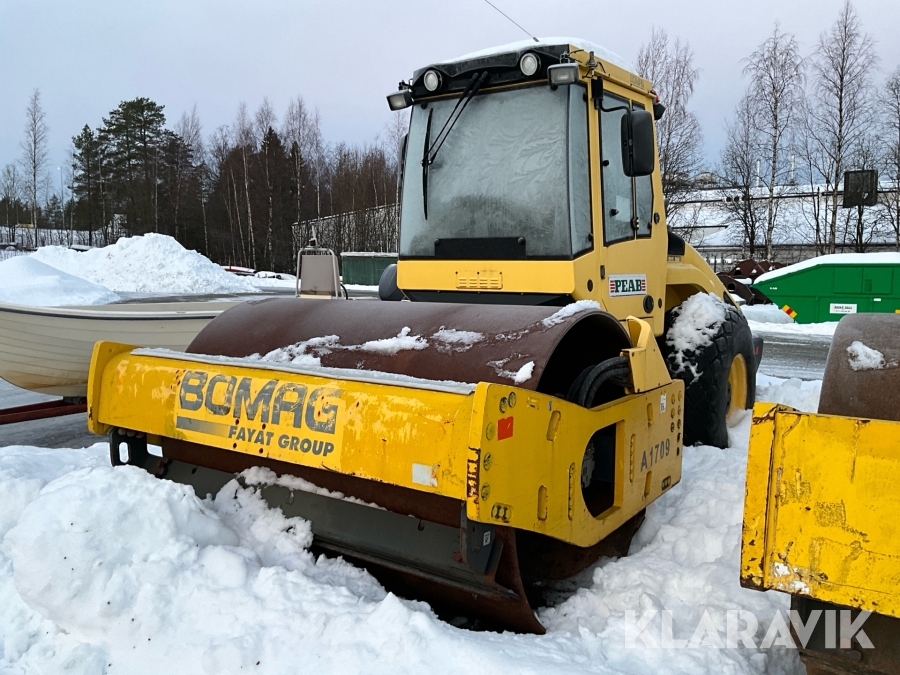 Vält Bomag BW 213 DH4