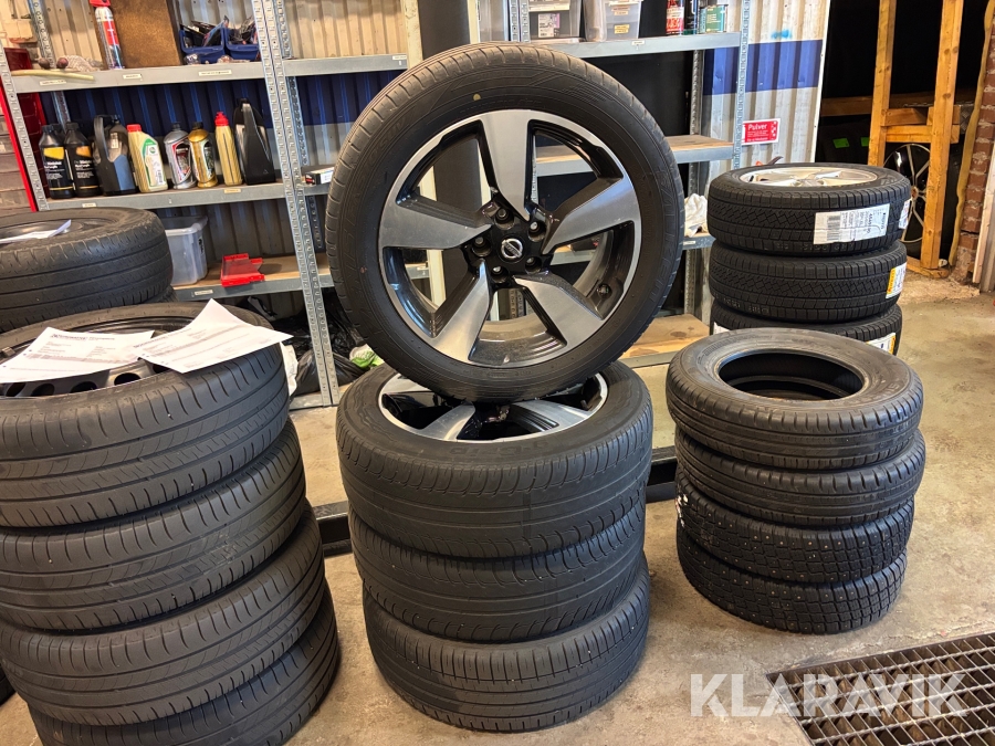 Sommarhjul Nissan 215/55R18 4st