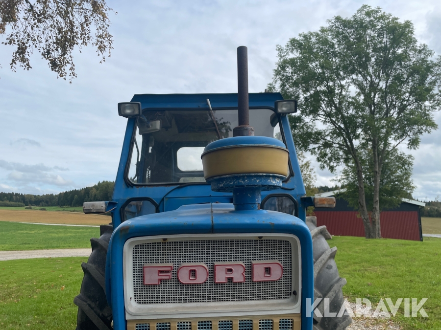 Traktor Ford 7000
