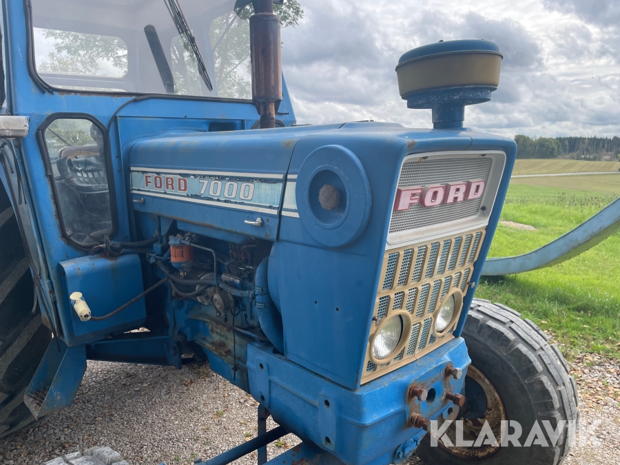 Traktor Ford 7000