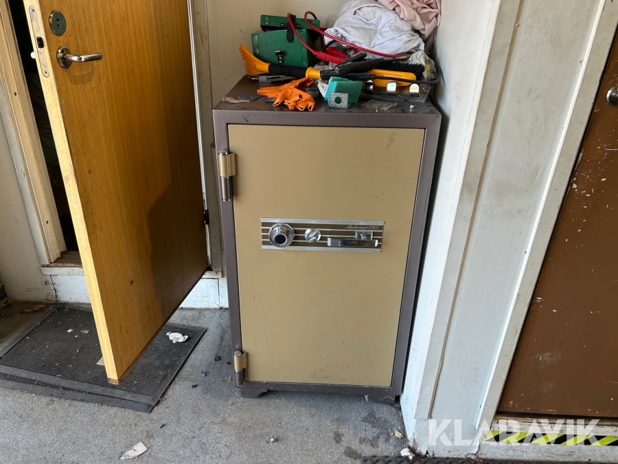 Kassaskåp Diplomat 170