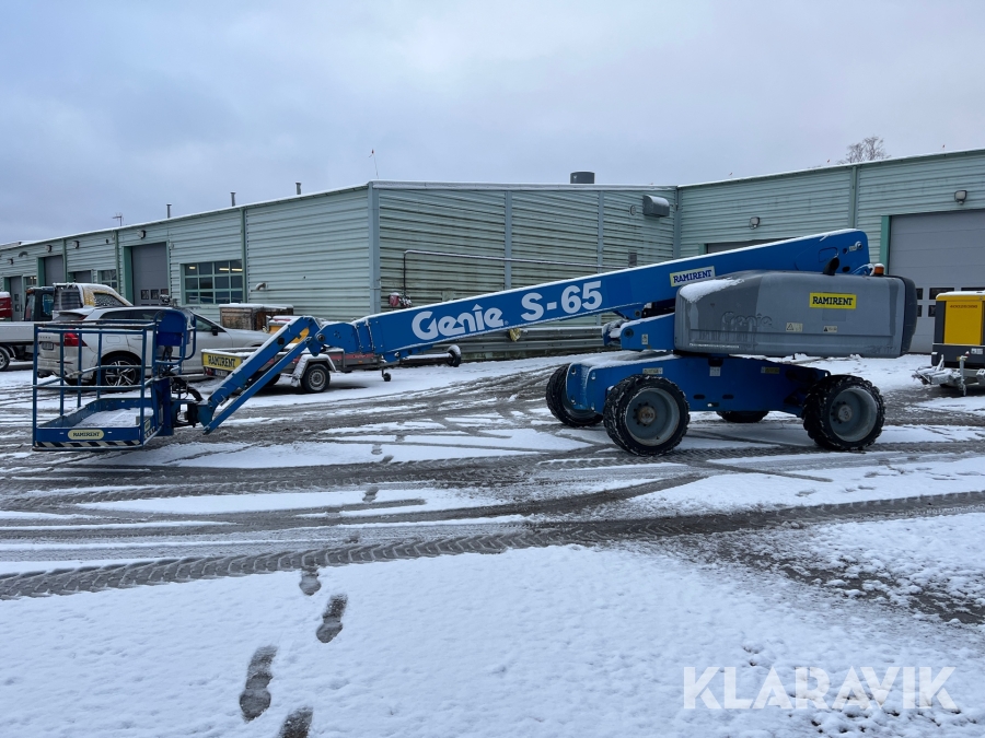 Bomlift Genie S-65