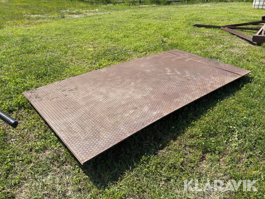 Durkplåt i järn 2 st