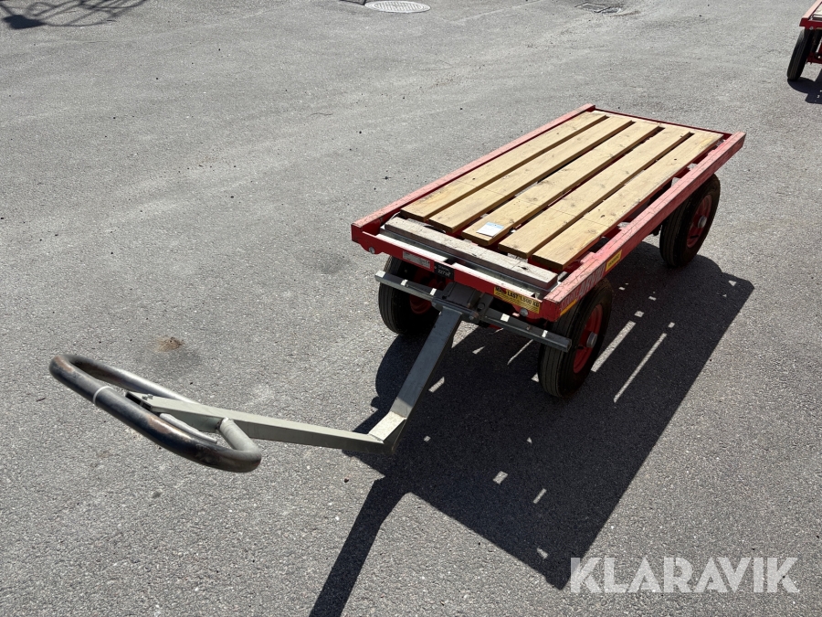 Fyrhjulsvagn Starke Arvid 18400 höj & sänkbar