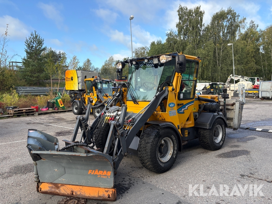 Hjullastare Wille 455B med vikplog & sandspridare