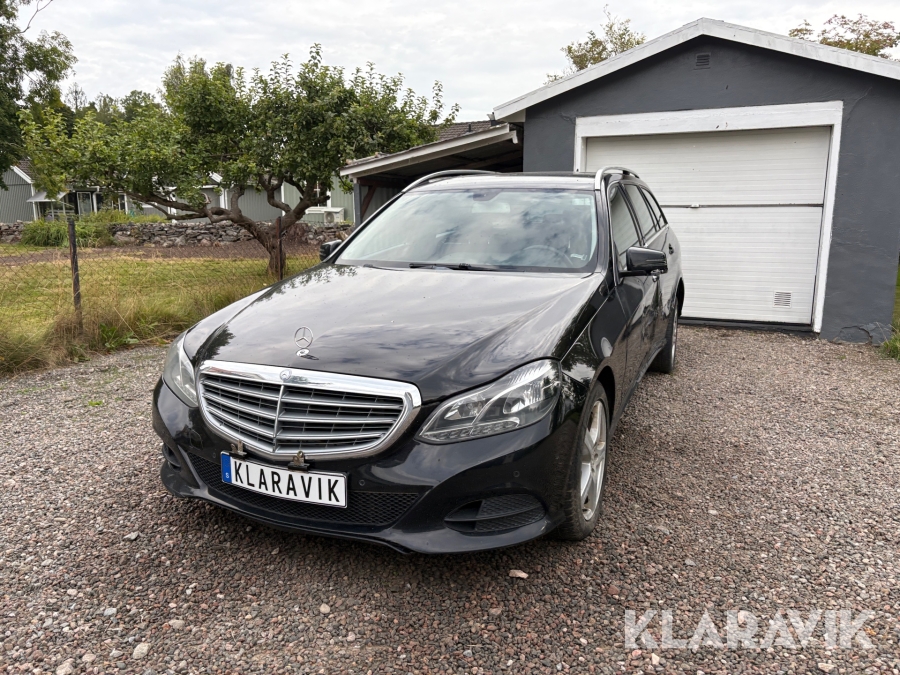 Mercedes-Benz E 220 Bluetec