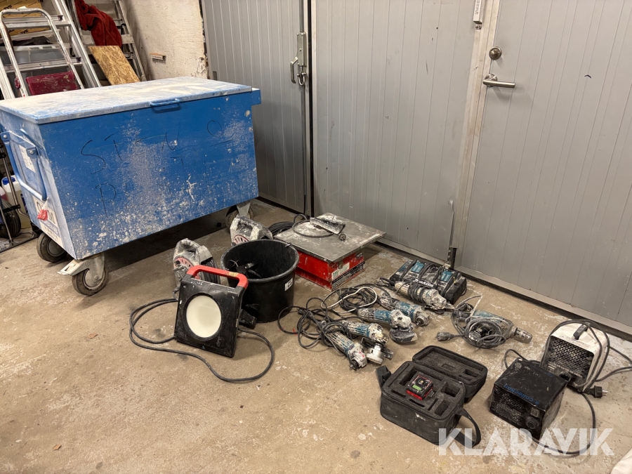 Verktygsvagn, maskiner och verktyg