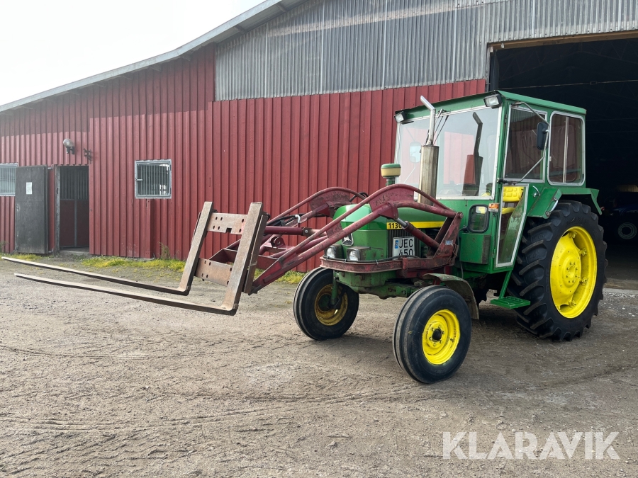 Veterantraktor John Deere 1130 med frontlastare