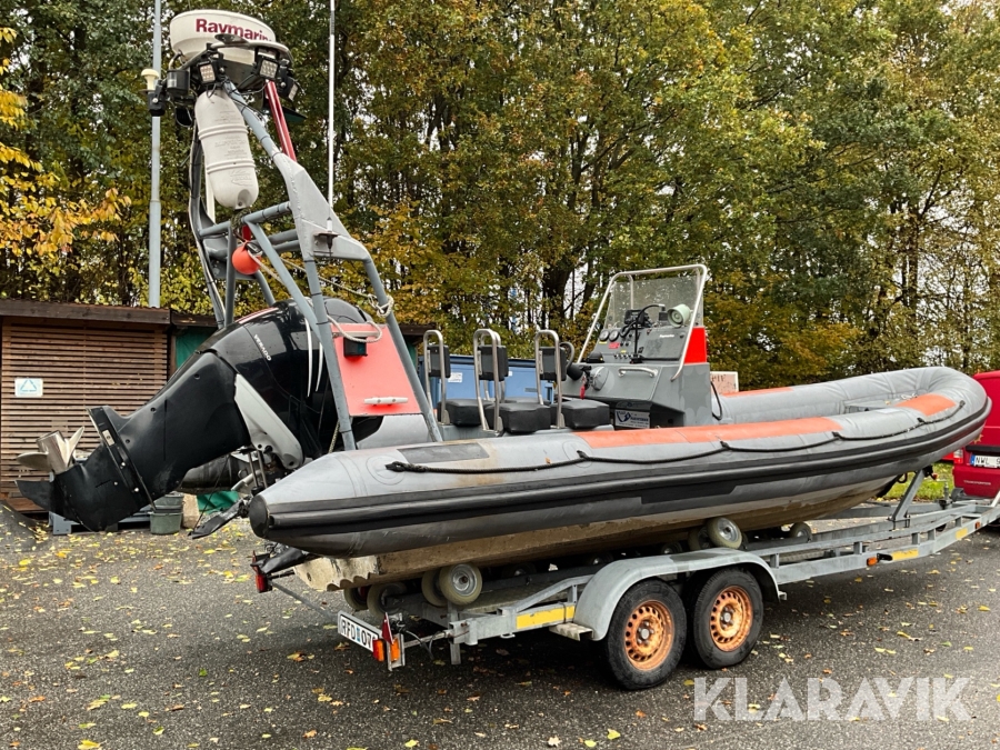 Ribbåt Rupert med motor Mercury 225XL och båttrailer