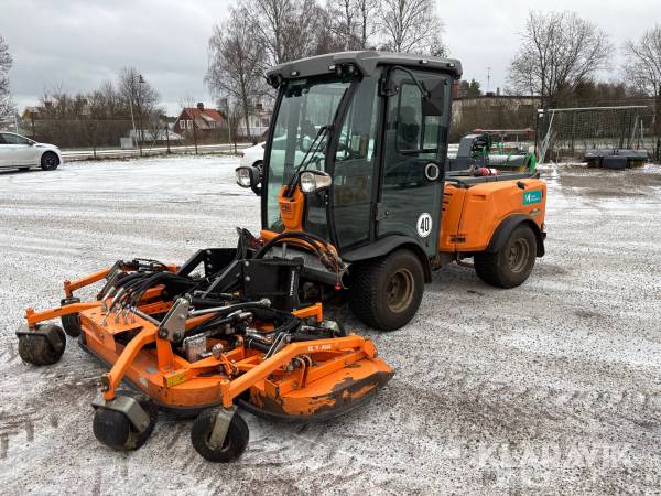 Redskapsbärare Kärcher Mic 70 med redskap