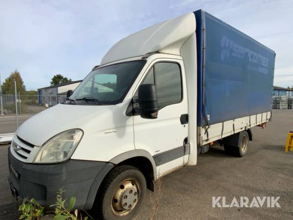 Lätt lastbil Iveco 35C15