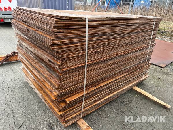 Plyfaskivor Moelven 1200x1700 ca 50 st