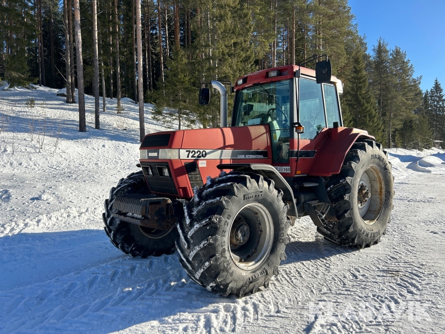 Traktor Case IH Magnum 7220