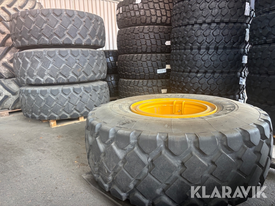 Entreprenaddäck Aeolus 20.5R25 4 st