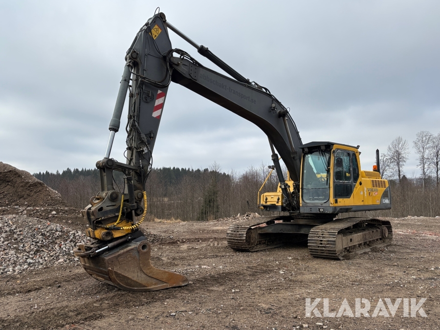 Grävmaskin Volvo EC240B LC