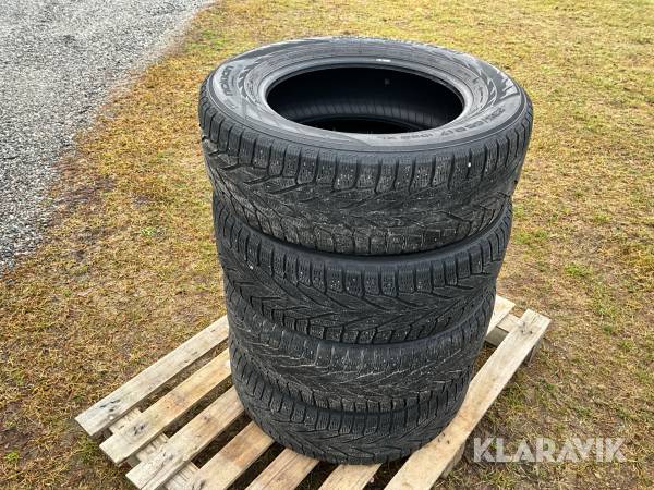 Vinterdäck Hakkapelitta R2 SUV 235/65R17 4st