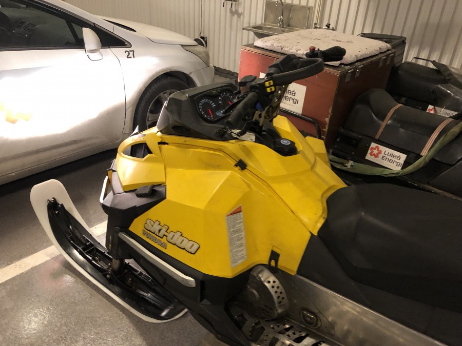 Snöskoter SKI-DOO TUNDRA 600 ACE