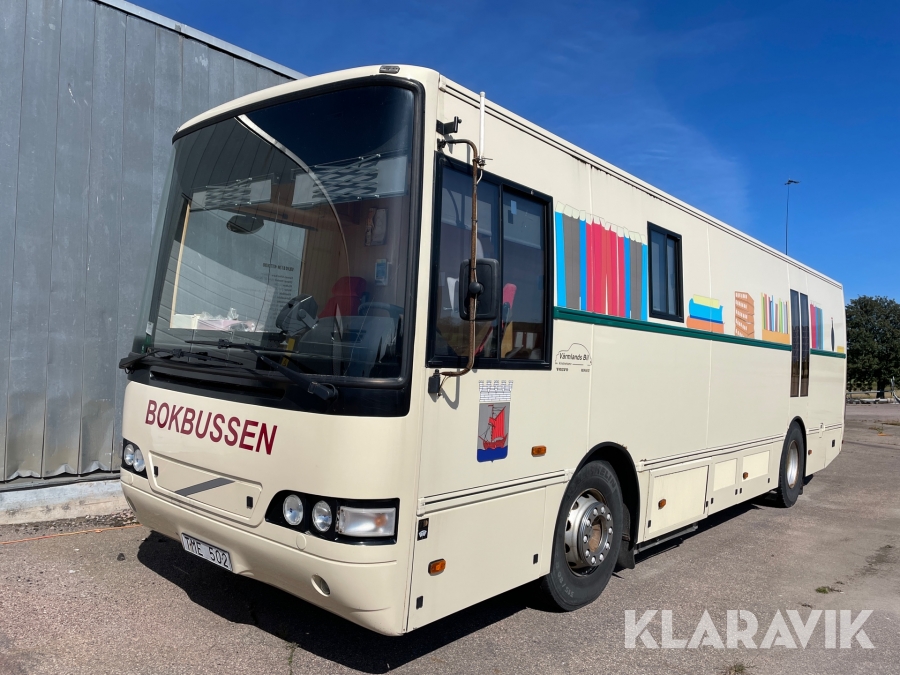 Bokbuss Volvo B12M 4x2