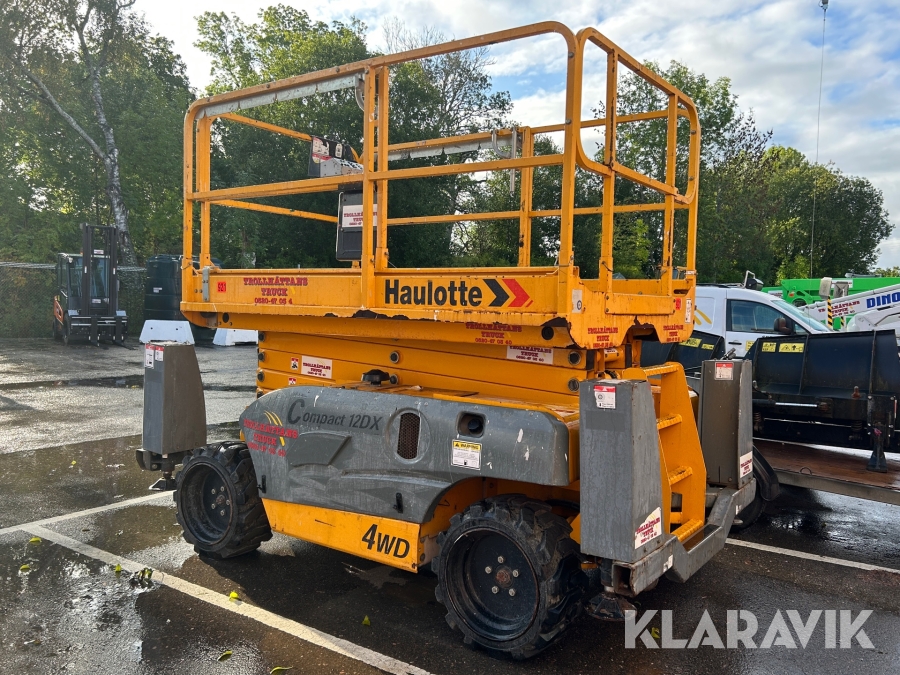 Saxlift Haulotte Compact 12 DX-NG