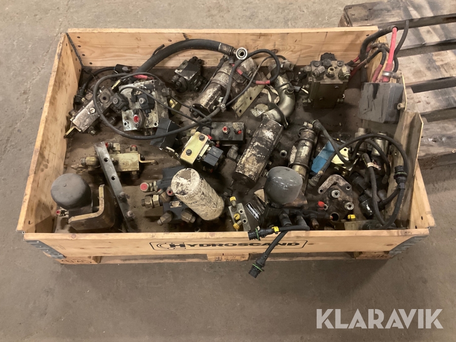 Diverse hydraulkomponenter för Volvo L 180 e