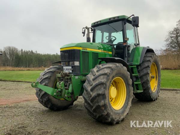 Traktor John Deere 7710 225hk med dubbelmontage