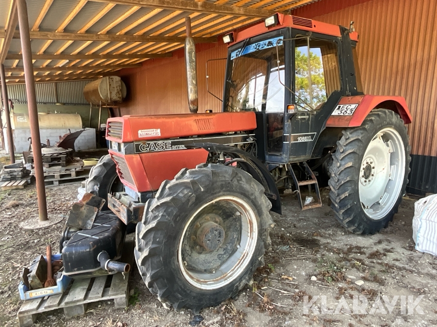 Traktor Case IH 1056 XL