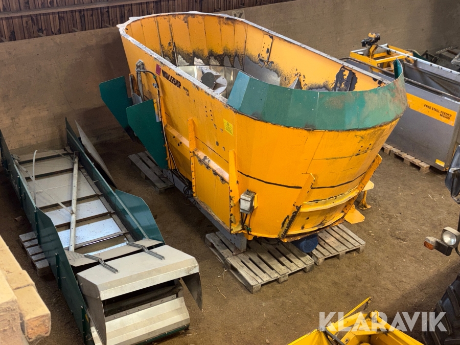 Fodermixer med elevator Mullerup Mvm 14