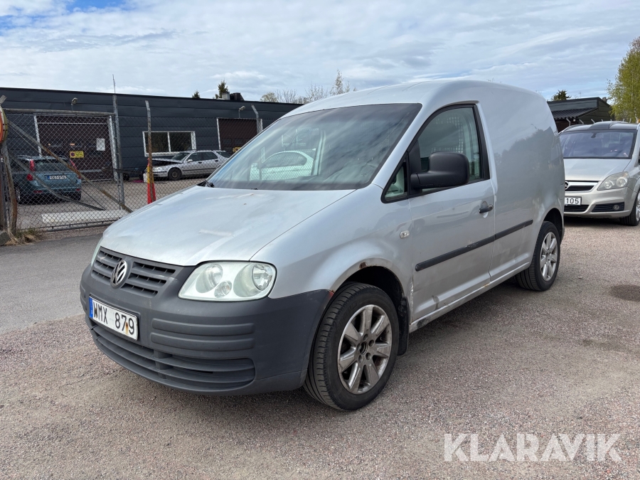 Skåpbil Volkswagen Caddy nybesiktigad och servad