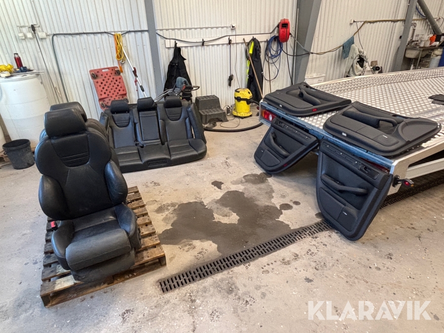 Komplett läderinredning till Audi RS6 C5 Recaro