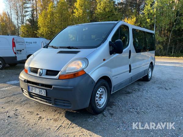 Minibuss Renault Trafic 2.0 16v