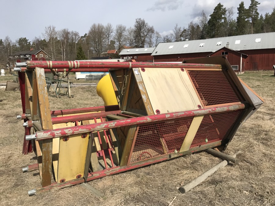 Lekställning / Rutschkana