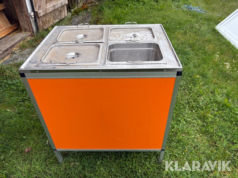 Varmhållningskärl för 4 kantiner