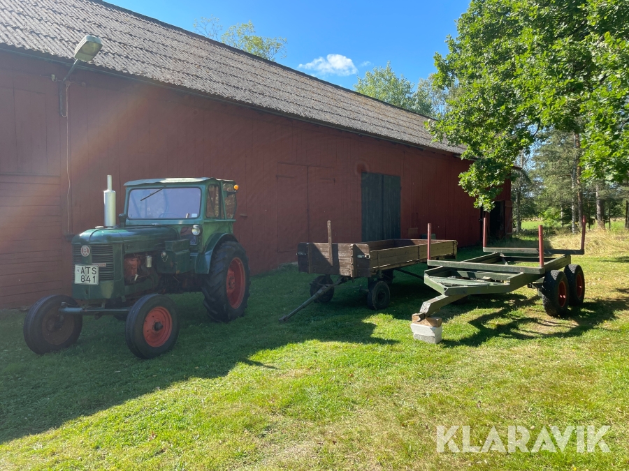 Veterantraktor Volvo BM Victor 230 med 2 st vagnar och Vajerspel