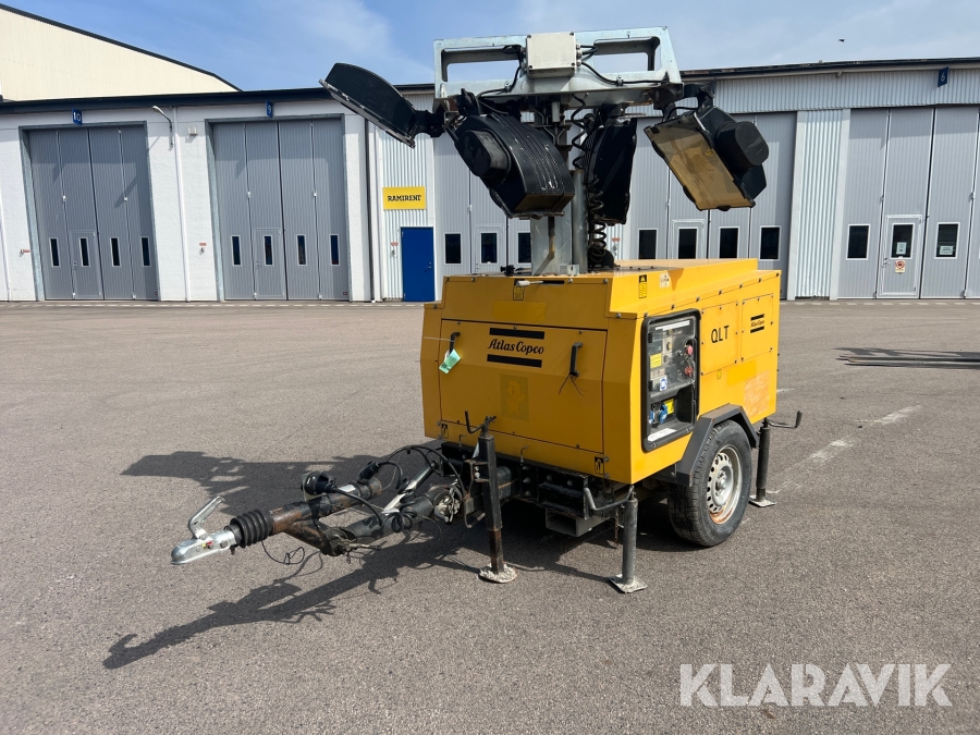 Belysningsmast 10 m med dieselgenerator Atlas Copco QLT H40
