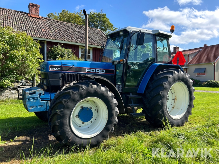 Traktor Ford 8340 SLE