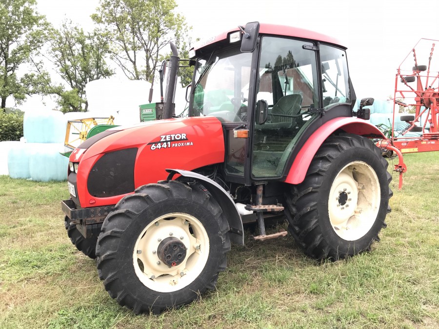 Traktor Zetor 6441