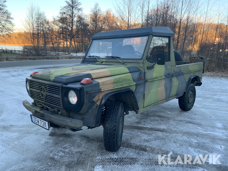 Veteranbil Mercedes-Benz 240 GD Geländewagen cabriolet