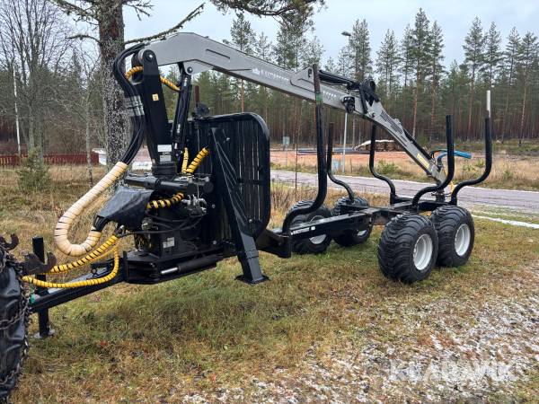 Skogsvagn Trejon MF80 med kran, grip och rotator